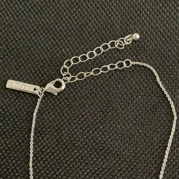 WHBM Pearl Drop Necklace - Picture 3 of 3